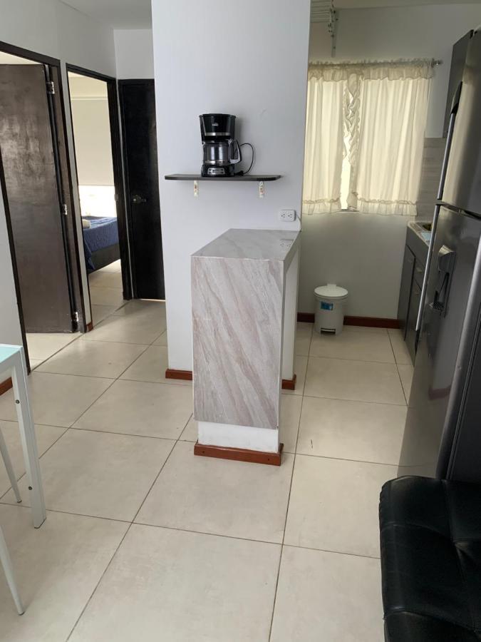 Apartamento Cerca Del Cc Titan Plaza Bogotá Zewnętrze zdjęcie